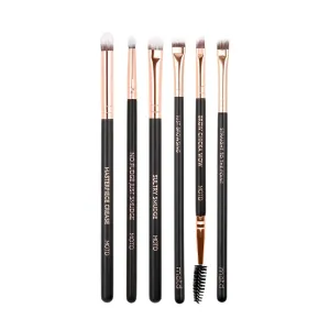 The Fine Print Detail Eye Makeup Brush Set